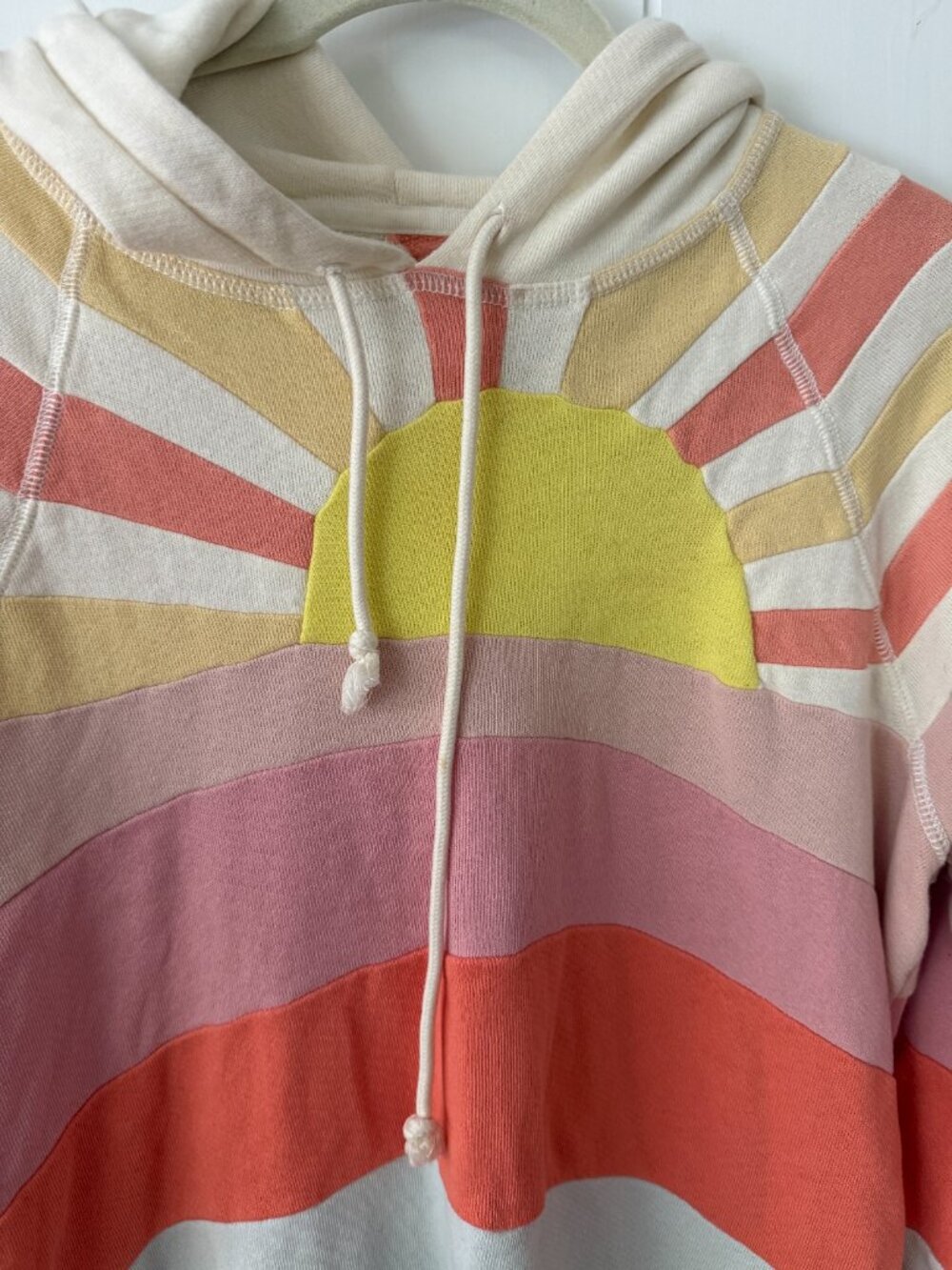 Faherty Soleil Rainbow Sun Hoodie - Medium - Picture 2 of 5